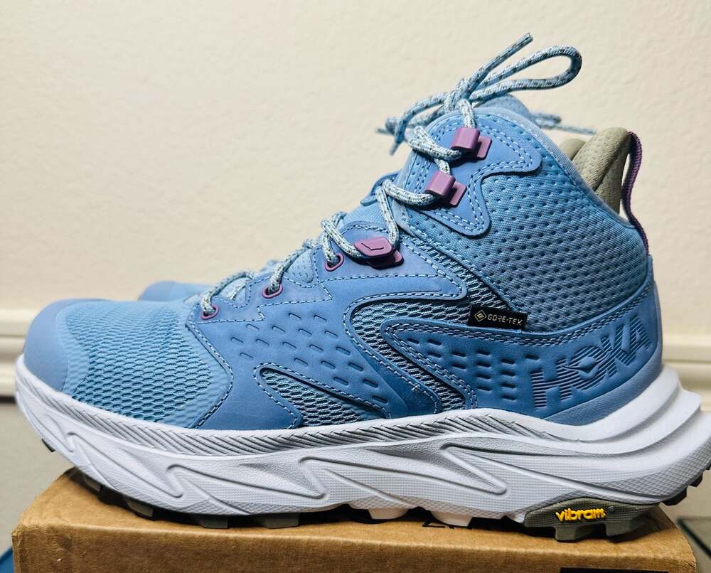 Hoka Women's Anacapa 2 Mid GORE-TEX Hiking Boots - Picture 2 of 5